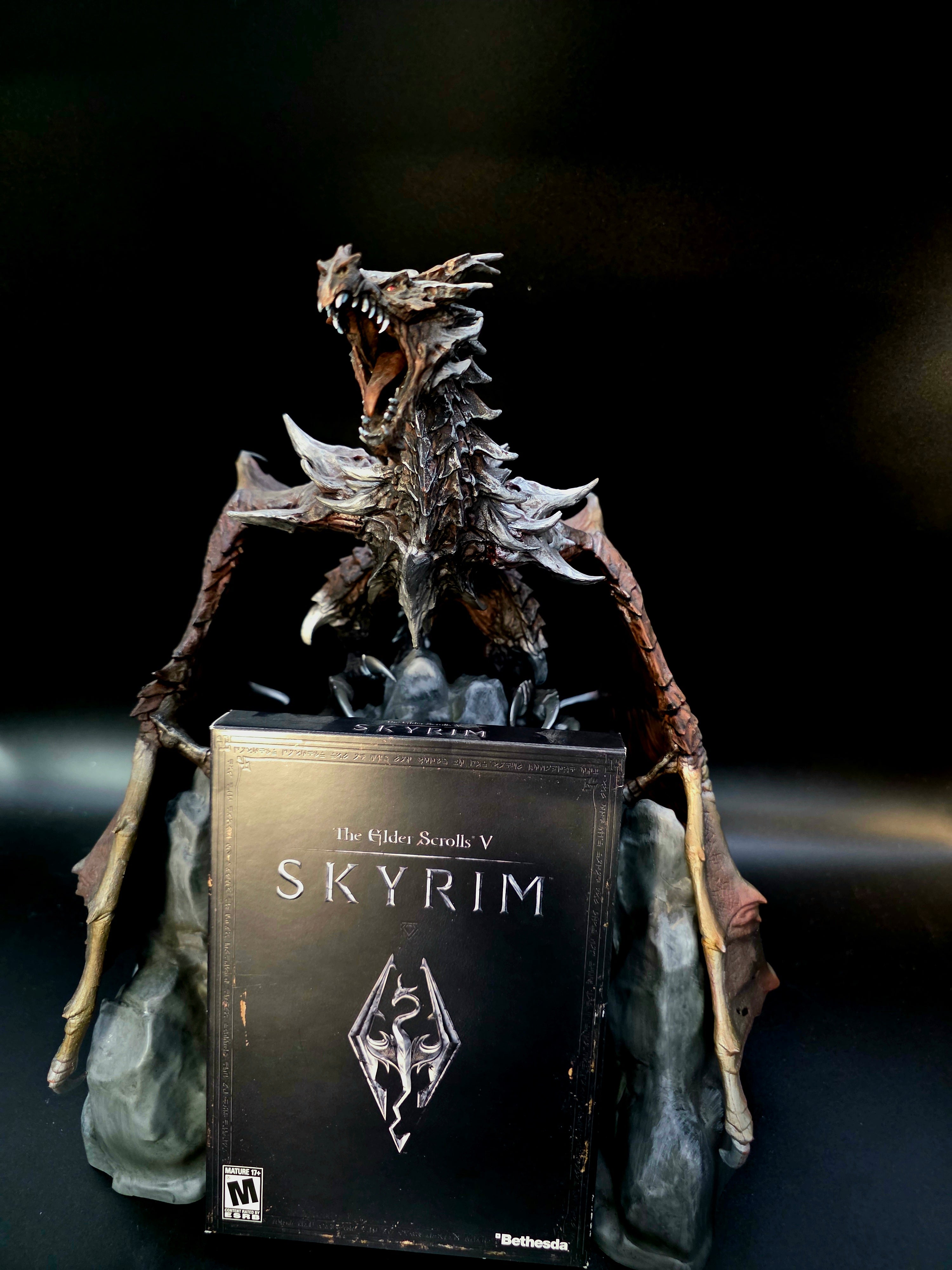 Elder Scrolls V Skyrim Collector's Edition With Dragon Statue Alduin- Sony PlayStation 3 (PS3)